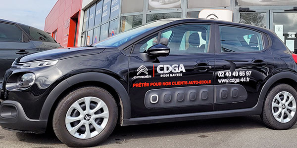 découvrez les meilleurs services de réparation auto à nantes. notre équipe de professionnels qualifiés est à votre disposition pour résoudre tous vos problèmes mécaniques et d'entretien, vous garantissant sécurité et performance pour votre véhicule.