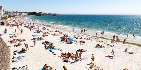 découvrez le finistère, une destination riche en paysages spectaculaires, plages envoûtantes et patrimoine culturel unique. partez à l'aventure entre nature préservée et traditions bretonnes, idéal pour les amateurs de randonnées, de gastronomie et de vie marine. explorez les trésors cachés du finistère et vivez une expérience inoubliable.