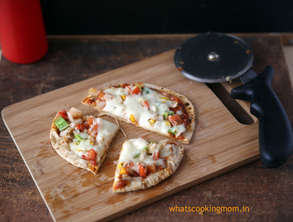 découvrez le délice du chapati pizza, une fusion savoureuse entre la cuisine indienne et italienne. facile à préparer, cette recette allie la texture moelleuse du chapati à des garnitures riches et variées. idéale pour un repas rapide ou un apéritif entre amis, cette création originelle ravira vos papilles et ajoutera une touche d'exotisme à votre table.