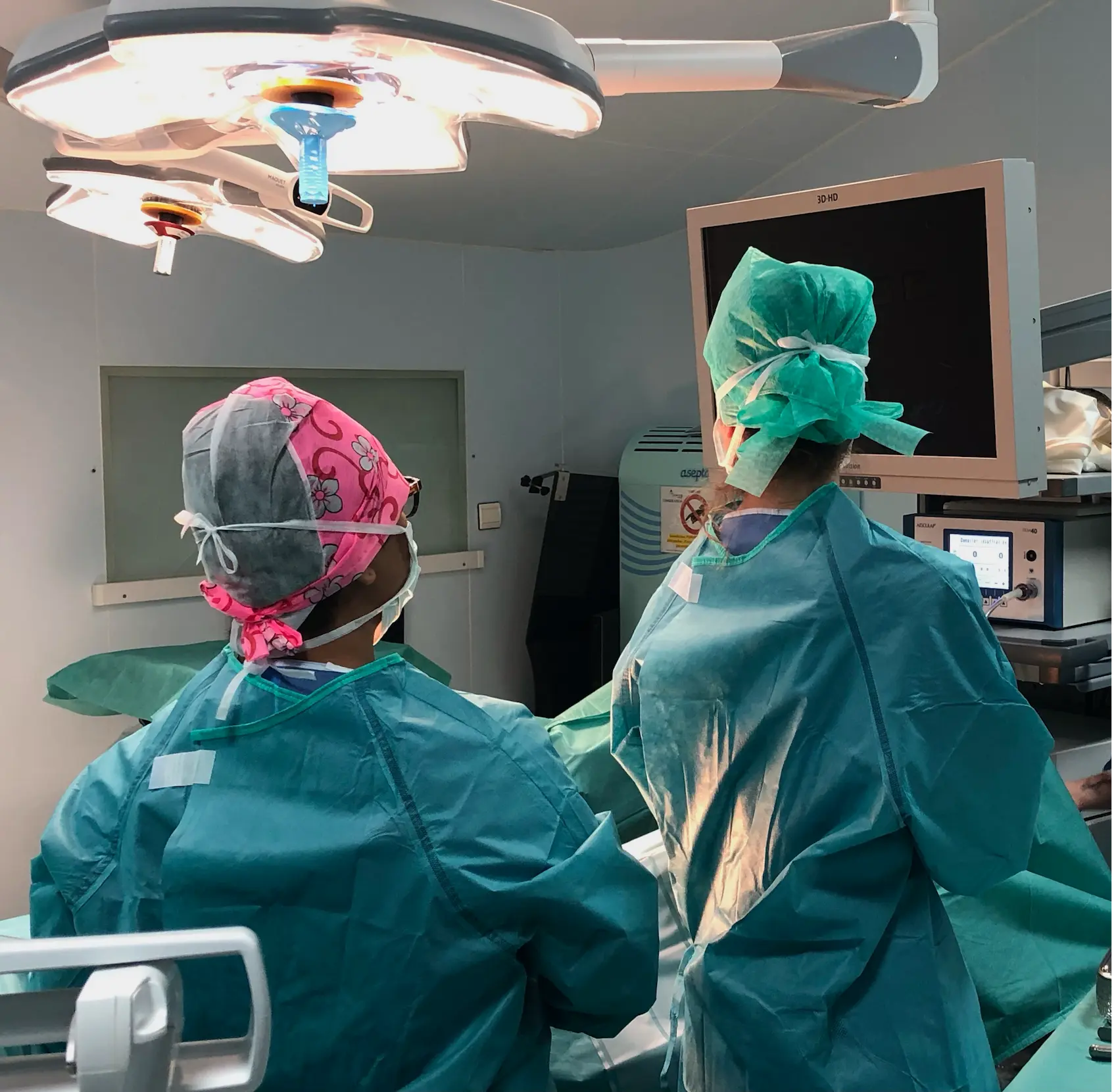 découvrez tout sur la chirurgie des fibromes, une intervention efficace pour traiter cette affection utérine courante. informez-vous sur les options chirurgicales, les avantages, les risques et le processus de récupération afin de prendre des décisions éclairées pour votre santé.