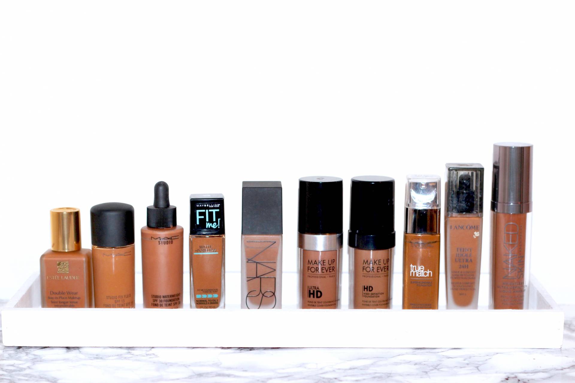 découvrez comment choisir le fond de teint parfait pour votre type de peau et vos besoins. notre guide complet vous aidera à trouver la teinte idéale, la texture adaptée et les conseils pour un teint éclatant et naturel.