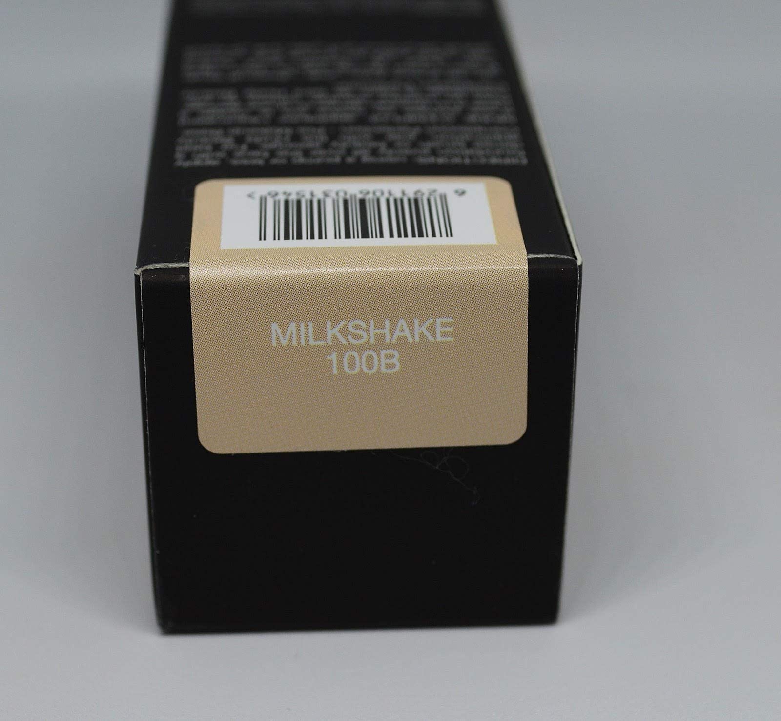 découvrez le fond de teint huda beauty à prix réduit ! profitez d'une couvrance parfaite et d'une tenue longue durée sans vous ruiner. faites le choix de la qualité à prix abordable pour un teint impeccable.