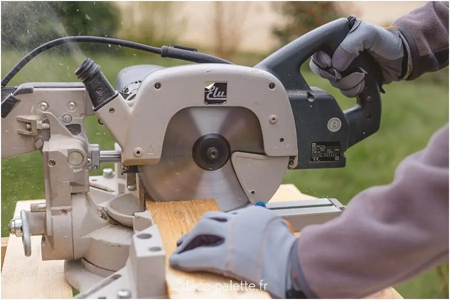 découvrez notre sélection des meilleures scies circulaires racetools, alliant performance et précision. que vous soyez professionnel ou bricoleur amateur, trouvez la scie idéale pour vos projets de découpe. profitez d'avis d'experts et de conseils pour faire le meilleur choix.