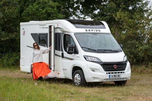 découvrez les prix des camping-cars pour 2 personnes et trouvez la solution idéale pour vos prochaines aventures en plein air. comparez les modèles, les options et les tarifs pour profiter d'un voyage au meilleur prix.