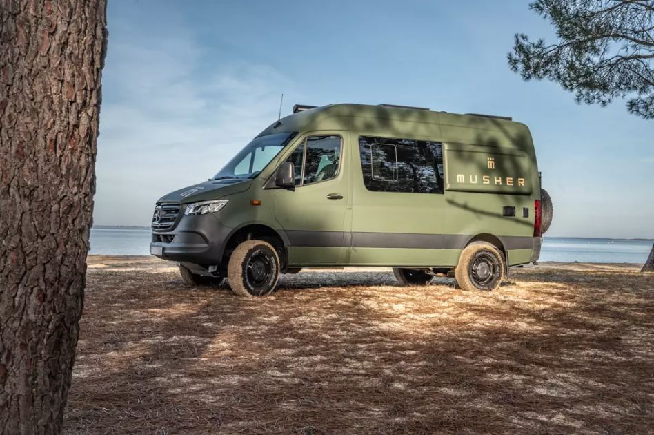 découvrez les prix des campings-cars pour 2 personnes et trouvez l'option idéale pour vos prochaines aventures. comparez les modèles, les services inclus et profitez de nos conseils pour choisir le camping-car qui correspond à votre budget et à vos besoins.