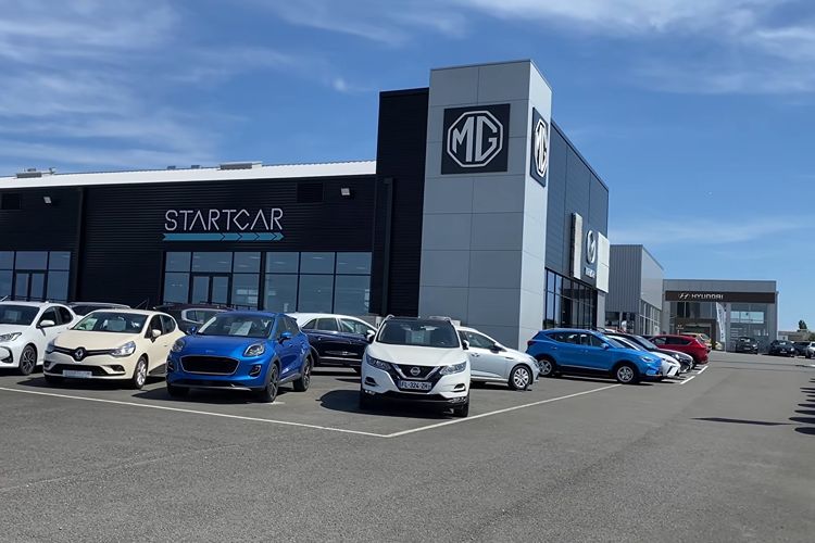 découvrez nos services de réparations auto à poitiers, spécialisés dans l'entretien et la réparation de tous types de véhicules. profitez de notre expertise pour un service rapide et de qualité, adapté à vos besoins.