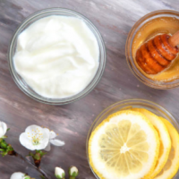 découvrez notre guide complet pour réaliser un soin visage éclatant à la maison. transformez votre peau avec des recettes naturelles et des astuces simples pour un teint frais et radieux.