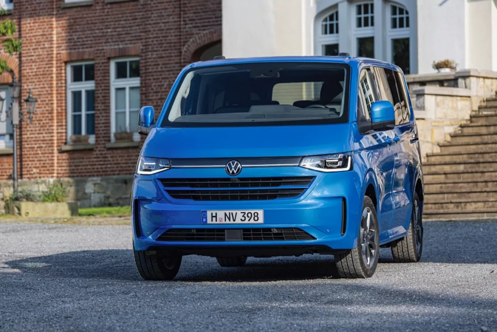découvrez les modèles volkswagen 2025, innovants et respectueux de l'environnement. explorez les nouvelles technologies, designs futuristes et performances inégalées qui redéfinissent votre expérience de conduite.