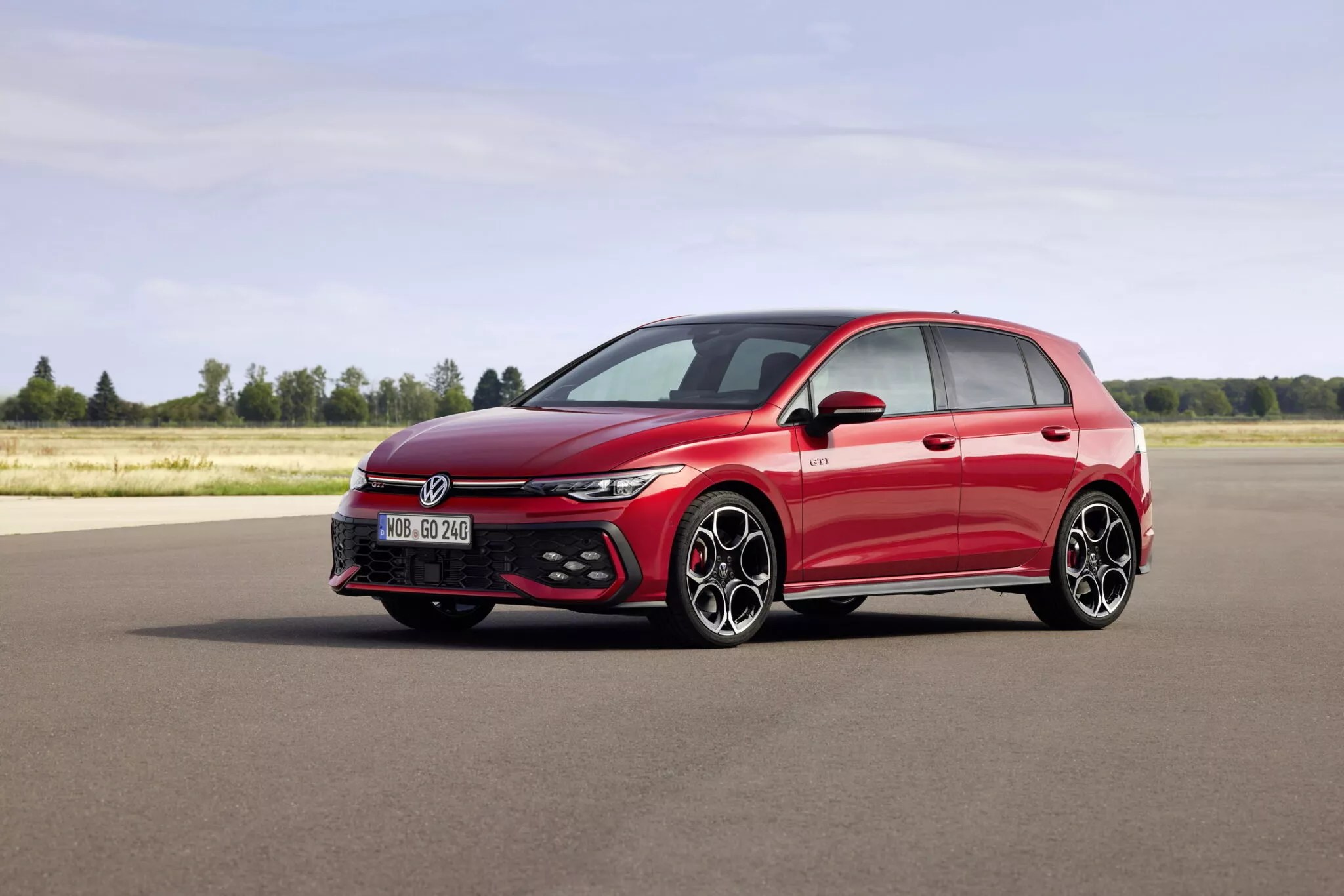 découvrez la golf 8, la dernière génération de la berline emblématique de volkswagen. alliant élégance, performance et technologies de pointe, explorez ses caractéristiques innovantes et son confort inégalé sur tous les terrains.