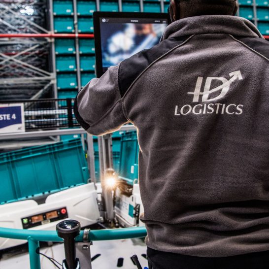 découvrez comment le jumeau numérique chez id logistics révolutionne la gestion logistique en optimisant les opérations, réduisant les coûts et améliorant l'efficacité. plongez dans l'innovation technologique qui transforme le paysage logistique.