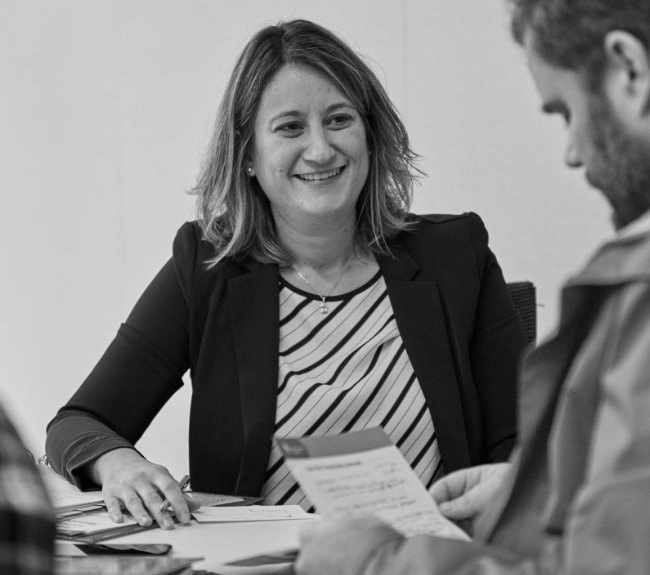 découvrez comment le leadership en ligne peut transformer votre style de gestion et optimiser la collaboration au sein de votre équipe. apprenez des stratégies efficaces pour diriger à distance et inspirer vos collaborateurs dans un environnement numérique.