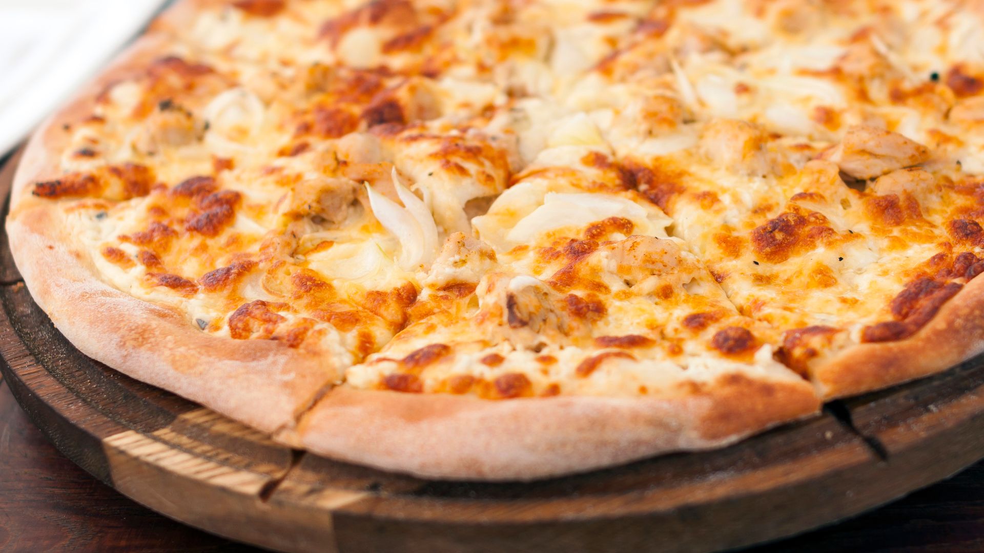 découvrez nos délicieuses recettes de pizza healthy, spécialement conçues pour accompagner votre régime de musculation. savourez des ingrédients frais et nutritifs pour allier plaisir et performance.