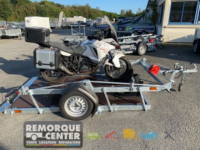 découvrez les meilleurs prix pour les portes de moto spécialement conçues pour les camping-cars. optimisez votre voyage avec des accessoires de qualité à des tarifs compétitifs.