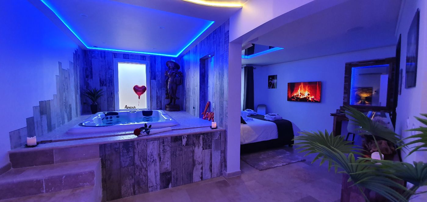 découvrez les meilleurs hôtels avec jacuzzi privés dans le var pour un séjour romantique inoubliable. profitez de moments de détente en couple dans des cadres enchanteurs et des services de qualité. réservez votre escapade amoureuse dès maintenant !