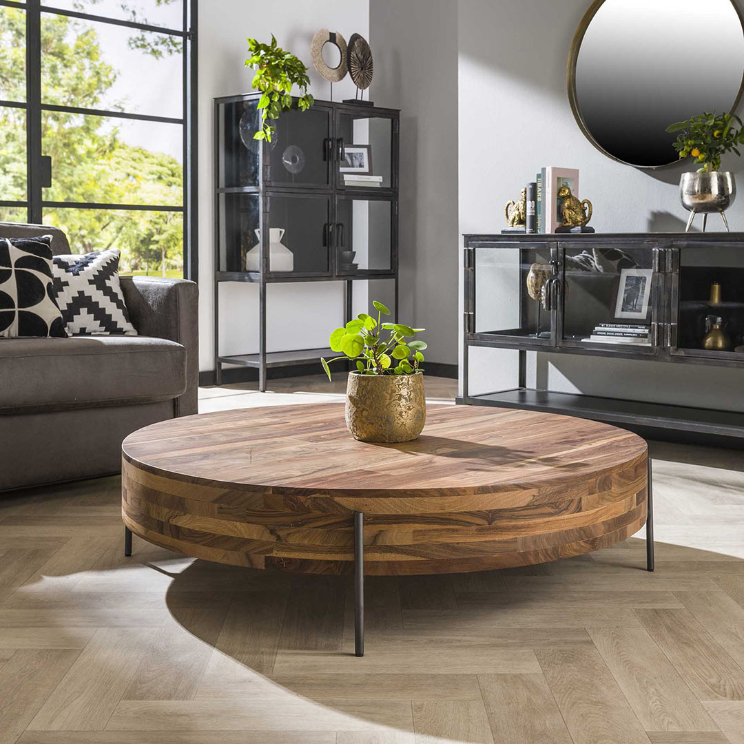 découvrez notre élégante table basse grise, alliant design moderne et fonctionnalité. parfaite pour embellir votre salon, elle s'intègre harmonieusement à tout type de décor tout en offrant un espace pratique pour vos boissons et magazines.