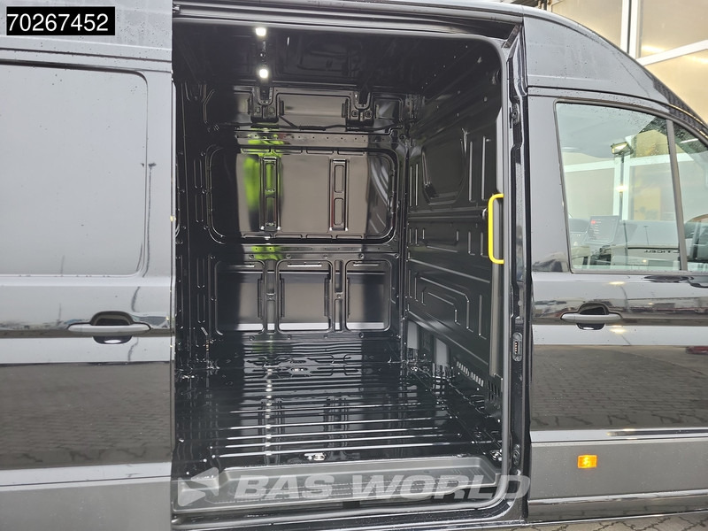 découvrez notre utilitaire de 11m3 idéal pour vos déménagements, transports de marchandises et projets divers. avec une capacité spacieuse et un confort de conduite optimal, cet utilitaire est votre partenaire fiable pour toutes vos tâches logistiques.
