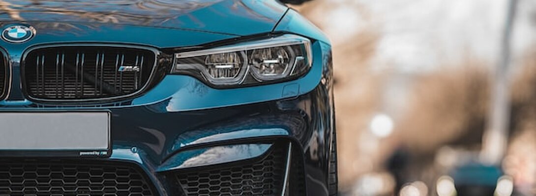 découvrez les dernières tendances et réglementations concernant les voitures à combustion en europe. analysez l'impact environnemental, les innovations technologiques et l'avenir du secteur automobile face à la transition vers des véhicules plus durables.