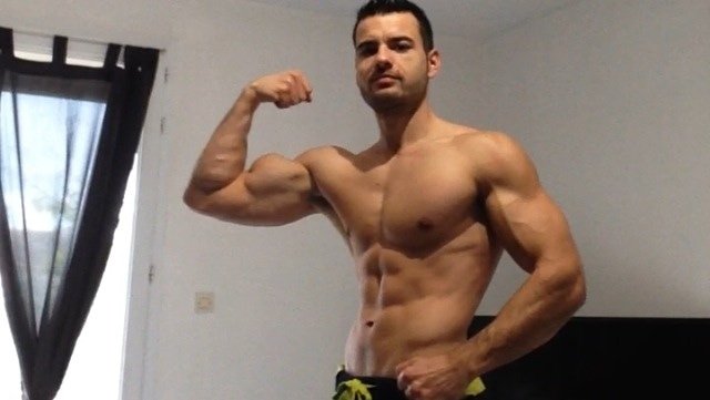 découvrez des astuces pratiques et efficaces pour optimiser votre entraînement de musculation. améliorez vos performances, variez vos exercices et atteignez vos objectifs de renforcement musculaire rapidement.