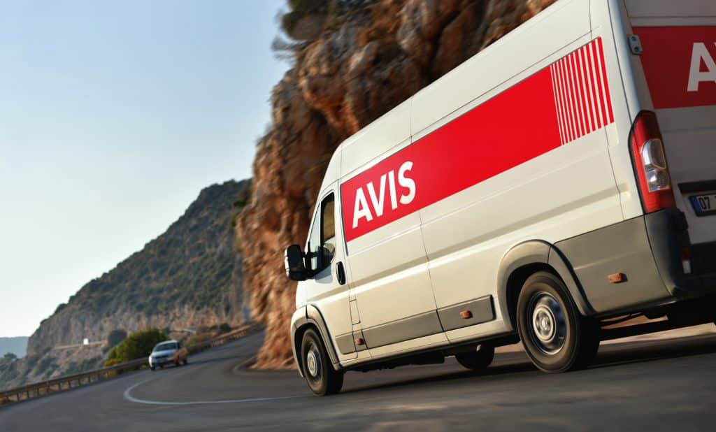 découvrez nos conseils pratiques pour économiser sur la location d'utilitaires. profitez de tarifs réduits, de promotions exclusives et d'astuces simples pour réduire vos coûts tout en bénéficiant d'un service de qualité pour tous vos besoins de transport.
