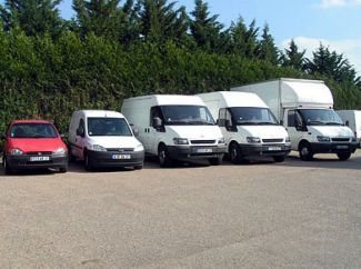 découvrez notre service de location d'utilitaires à évreux. que ce soit pour un déménagement, un transport de marchandises ou tout autre besoin, nous proposons des véhicules adaptés à vos attentes. réservez facilement en ligne et profitez de tarifs compétitifs.