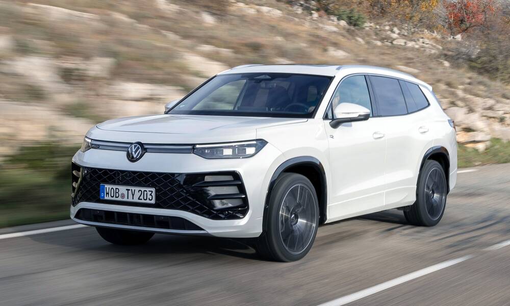 découvrez le tiguan, le suv préféré des français, alliant confort, style et performance. profitez d'un espace intérieur généreux, de technologies de pointe et d'une conduite agréable. le compagnon idéal pour toutes vos aventures !