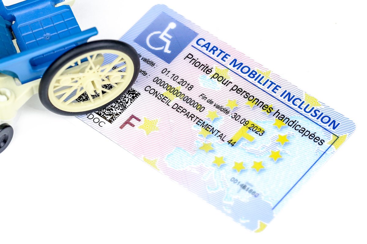 découvrez la carte mobilité entreprise, une solution moderne pour faciliter les déplacements de vos employés. simplifiez la gestion des transports professionnels tout en offrant plus de flexibilité et d'économies à votre entreprise.