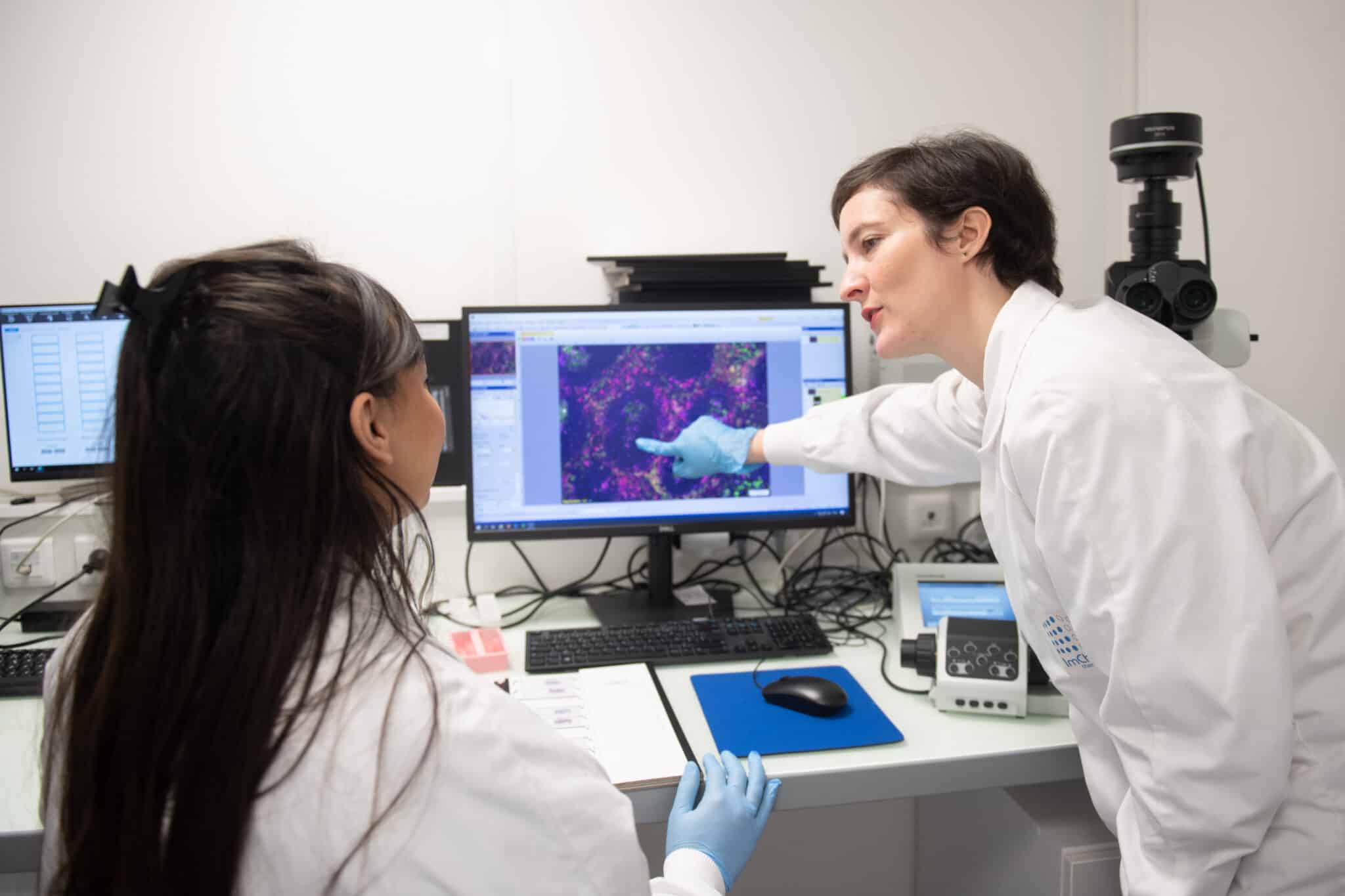 découvrez les différences entre immunologue et immunologiste. apprenez comment ces deux professions contribuent à la recherche et au traitement des maladies immunitaires, et comprenez les nuances qui les distinguent dans le domaine de la santé.