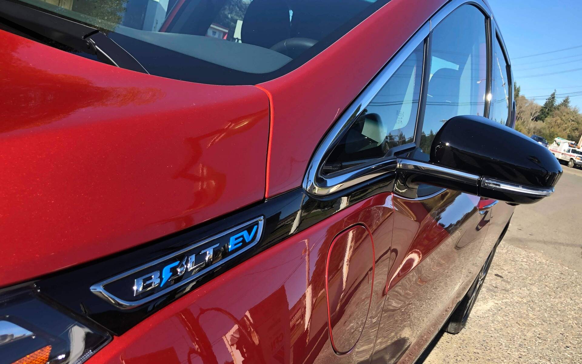 découvrez les enjeux liés aux voitures électriques, notamment les risques associés à leur sécurité, leur technologie et leur impact environnemental. informez-vous sur les avantages et inconvénients des véhicules électriques pour faire un choix éclairé.