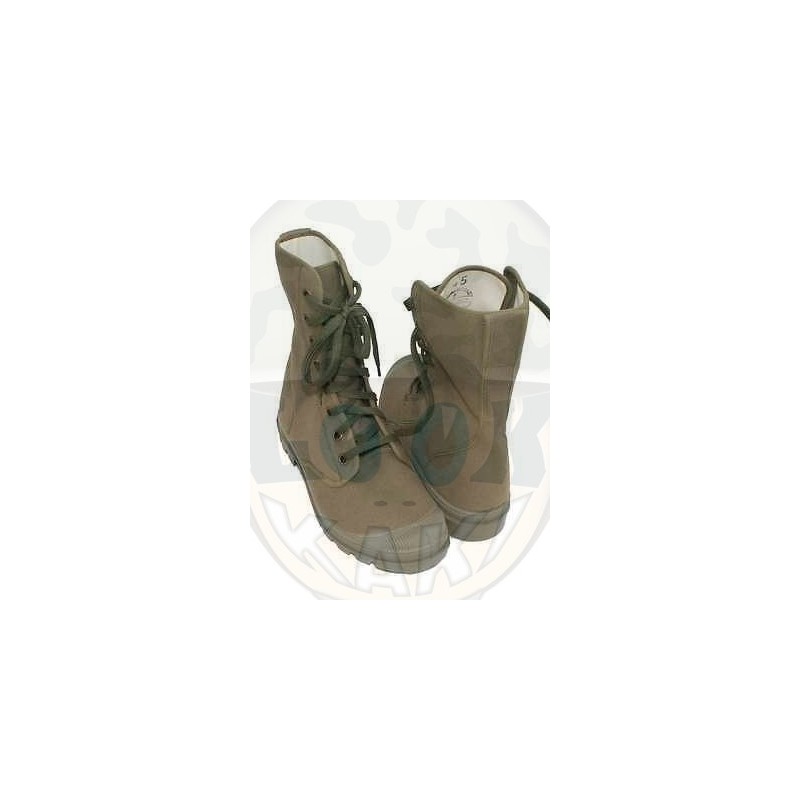 découvrez l'élégance et le savoir-faire des chaussures françaises. alliant confort et style, nos modèles raffinés sont conçus pour sublimer chaque pas. parcourez notre collection pour trouver la paire parfaite qui incarne le chic à la française.