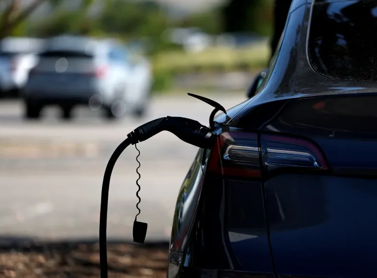 découvrez les tendances des ventes de voitures électriques en juin 2023. analyse des modèles les plus prisés, des chiffres clés et des prévisions pour l'avenir du marché automobile électrique. restez informé sur l'évolution de la mobilité durable !