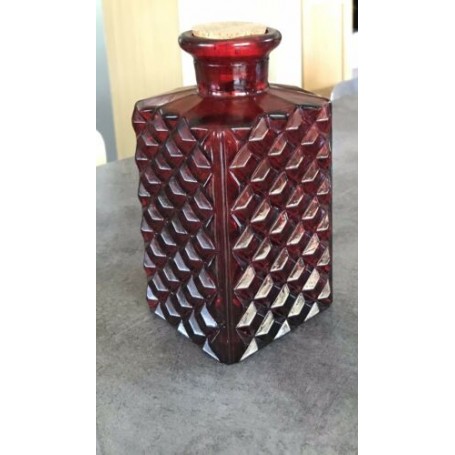 découvrez notre bouchon en liège à brillance, idéal pour préserver la fraîcheur de vos verres. alliant élégance et fonctionnalité, ce bouchon est l'accessoire parfait pour vos soirées, garantissant une conservation optimale de vos boissons. ajoutez une touche sophistiquée à votre table avec ce produit incontournable.