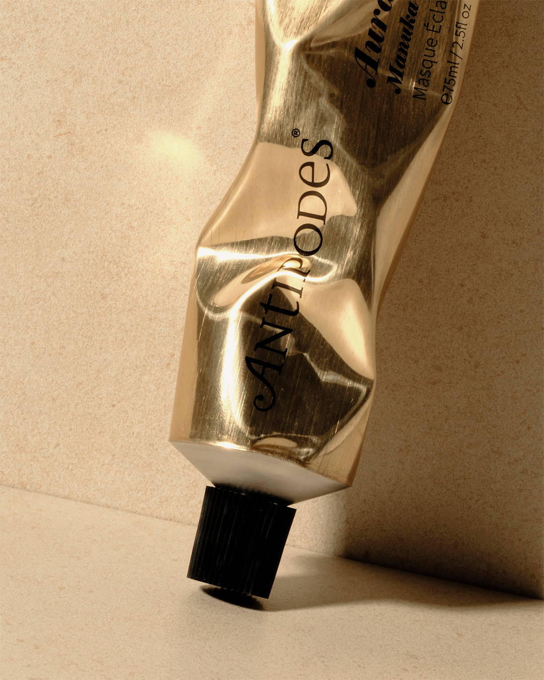 découvrez les meilleures astuces pour bronzer votre visage naturellement, obtenir un teint hâlé et lumineux tout en protégeant votre peau. conseils et recommandations pour un bronzage réussi !