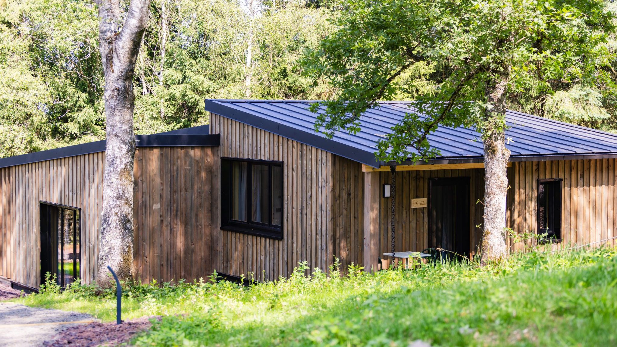 découvrez nos idées d'escapades romantiques pour la saint-valentin : destinations insolites, séjours en amoureux et activités inoubliables pour célébrer l'amour à deux.