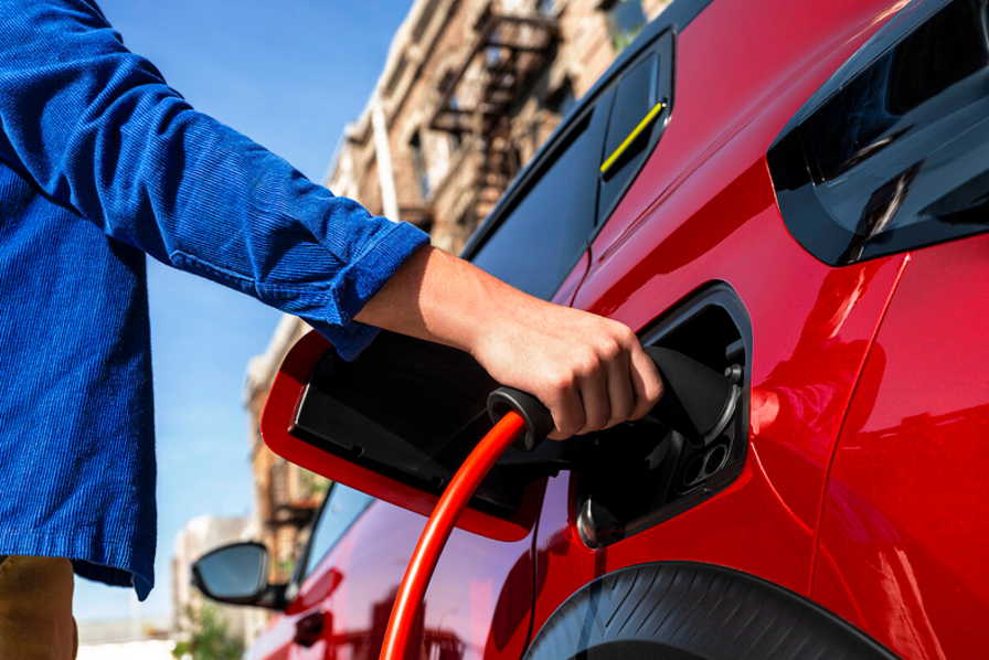 découvrez comment donald trump influence la hausse des ventes de véhicules électriques (ve) aux états-unis. analyse des tendances et impact de ses déclarations sur le marché automobile.