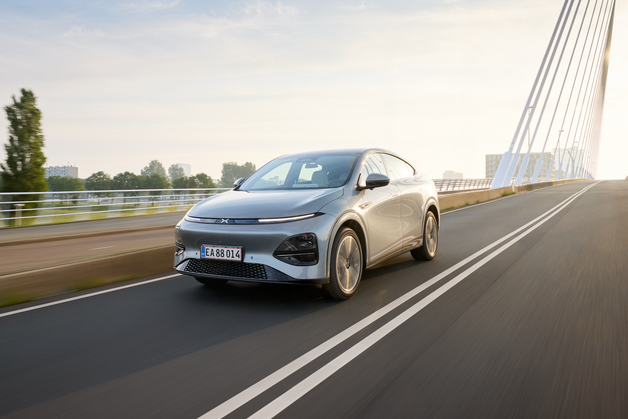 découvrez l'autonomie des voitures électriques xpeng : performances, kilométrage réel, tests et conseils pour optimiser la durée de vie de la batterie sur les modèles xpeng.