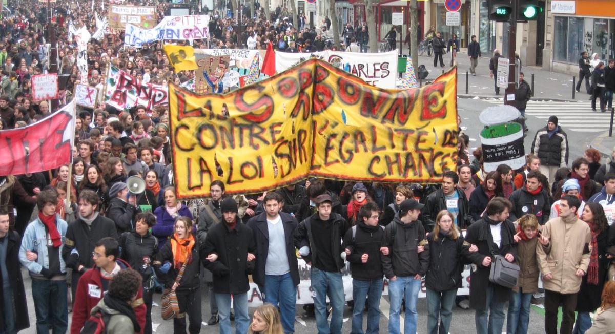 découvrez comment la crise politique influence les professions de conseil, les défis et opportunités pour les experts dans un contexte incertain.