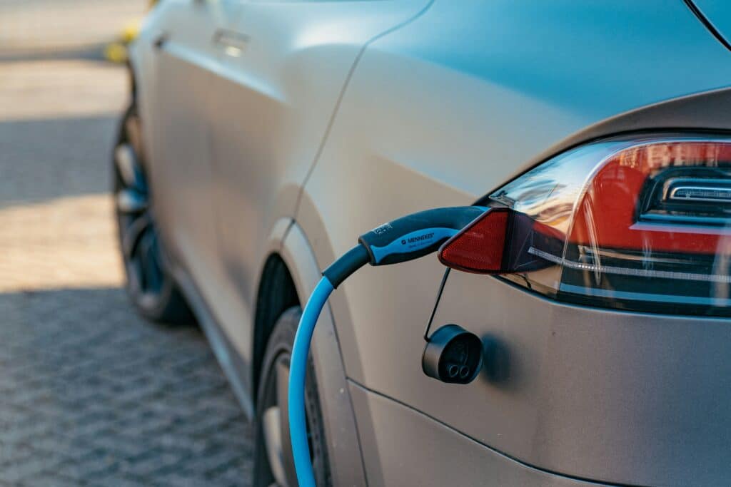 découvrez les différentes occupations à faire pendant la recharge de votre voiture électrique : idées d’activités, astuces pour optimiser le temps d’attente et conseils pour un rechargement serein.
