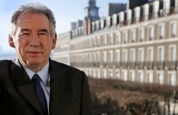 suivez toute l'actualité sur le retour de françois bayrou à pau : analyses, réactions et enjeux politiques autour de cet événement marquant dans la vie locale et nationale.