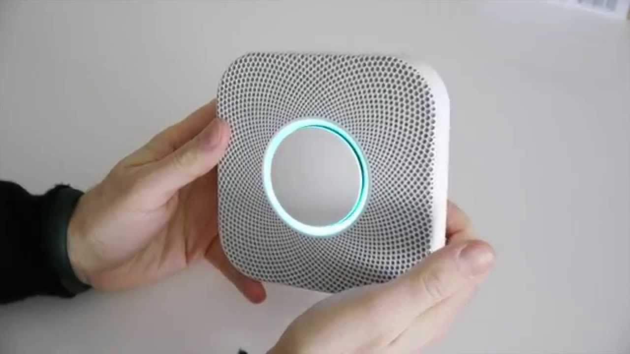 découvrez notre test du nest protect, le détecteur de fumée intelligent de google home : performances, fonctionnalités, installation et avis pour protéger efficacement votre maison.