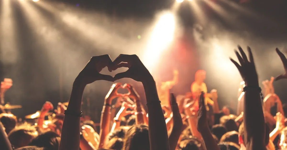 participez à notre concours et gagnez vos places pour le concert d'oldelaf à vire. ne manquez pas cette occasion unique de découvrir l'artiste en live !