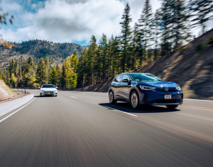 découvrez comment le remorquage influence l'autonomie de votre véhicule électrique et obtenez des conseils pour optimiser votre trajet en toute sécurité.
