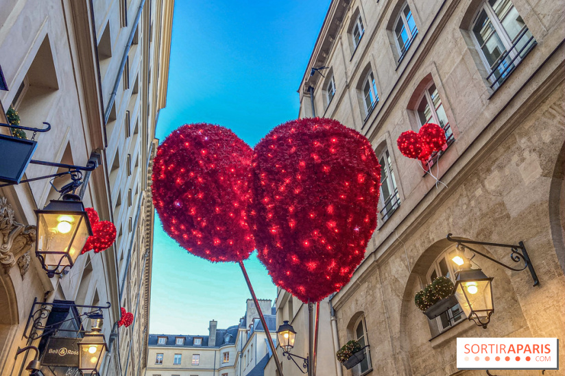découvrez 10 idées de cadeaux romantiques à moins de 50€ pour célébrer la saint-valentin 2024 à paris et faire plaisir à votre moitié sans vous ruiner.