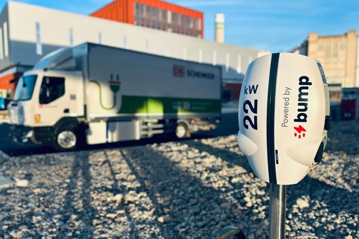 découvrez notre camion électrique à recharge rapide, alliant performance écologique et efficacité pour un transport durable et économique.