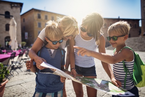 découvrez comment voyager en famille sans stress à l'aéroport charles de gaulle grâce à nos conseils pratiques et astuces pour un trajet serein et agréable.