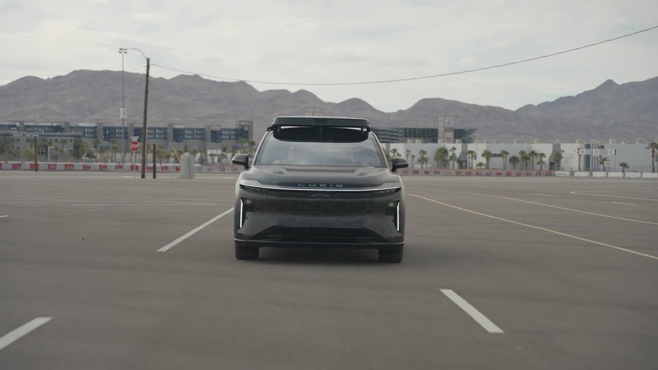 lucid lance un service de robotaxi autonome accessible via abonnement, révolutionnant la mobilité urbaine avec une technologie innovante et pratique.